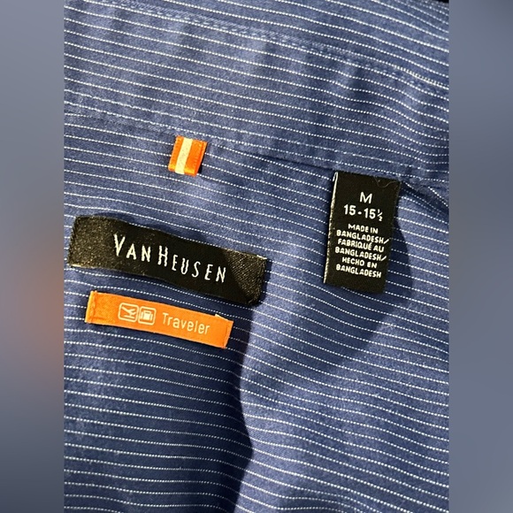 Van Heusen Men's Blue Dress Shirt Size Medium 15 - 15.5 - Picture 5 of 6